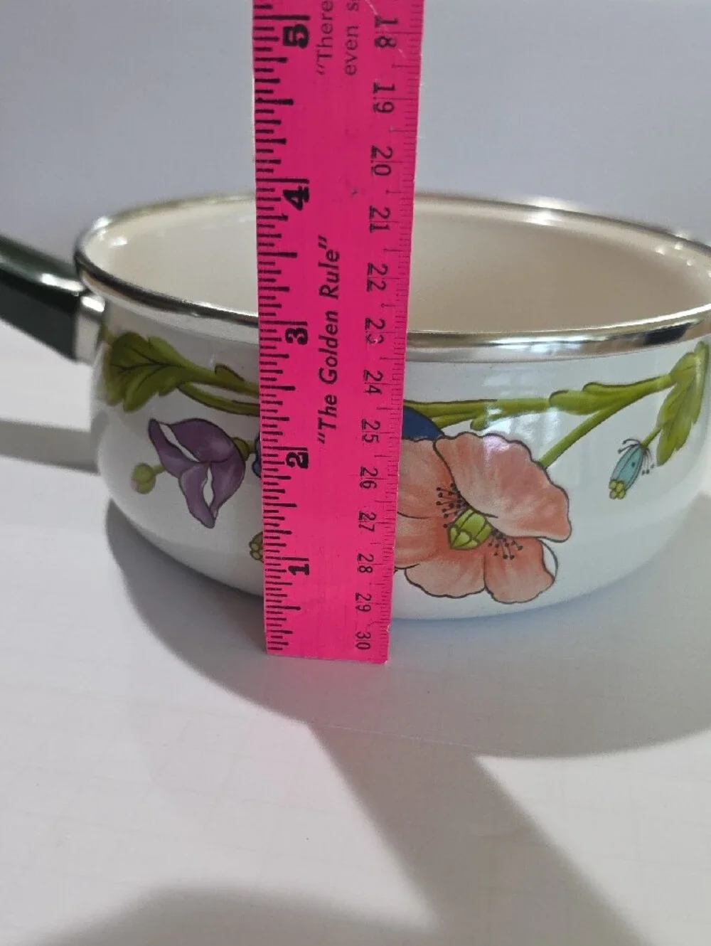 Villeroy & Boch Amapola Cookware Pot with Pink, Blue & Green Floral Motif